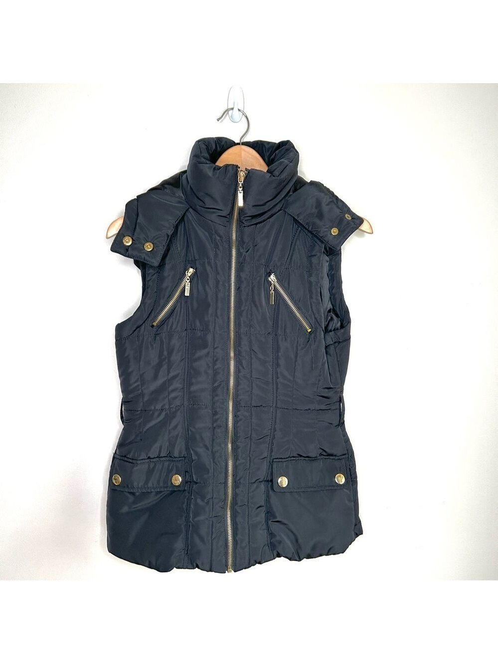 Atmosphere Black Quilted Puffer Vest Hood Shaped Fit Size 6